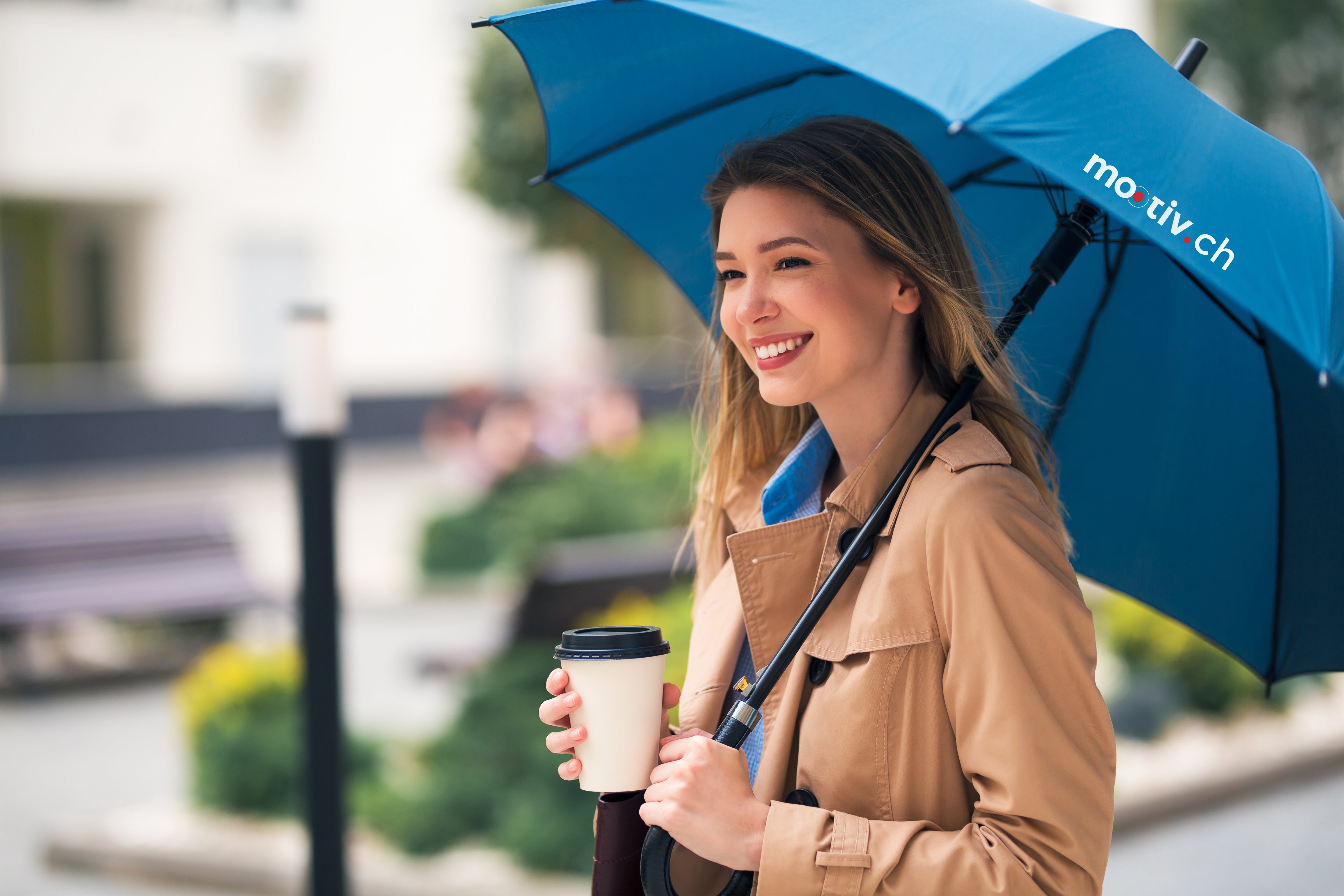 Mootiv Regenschirm als Sonnenschutz – stilvoll und funktional