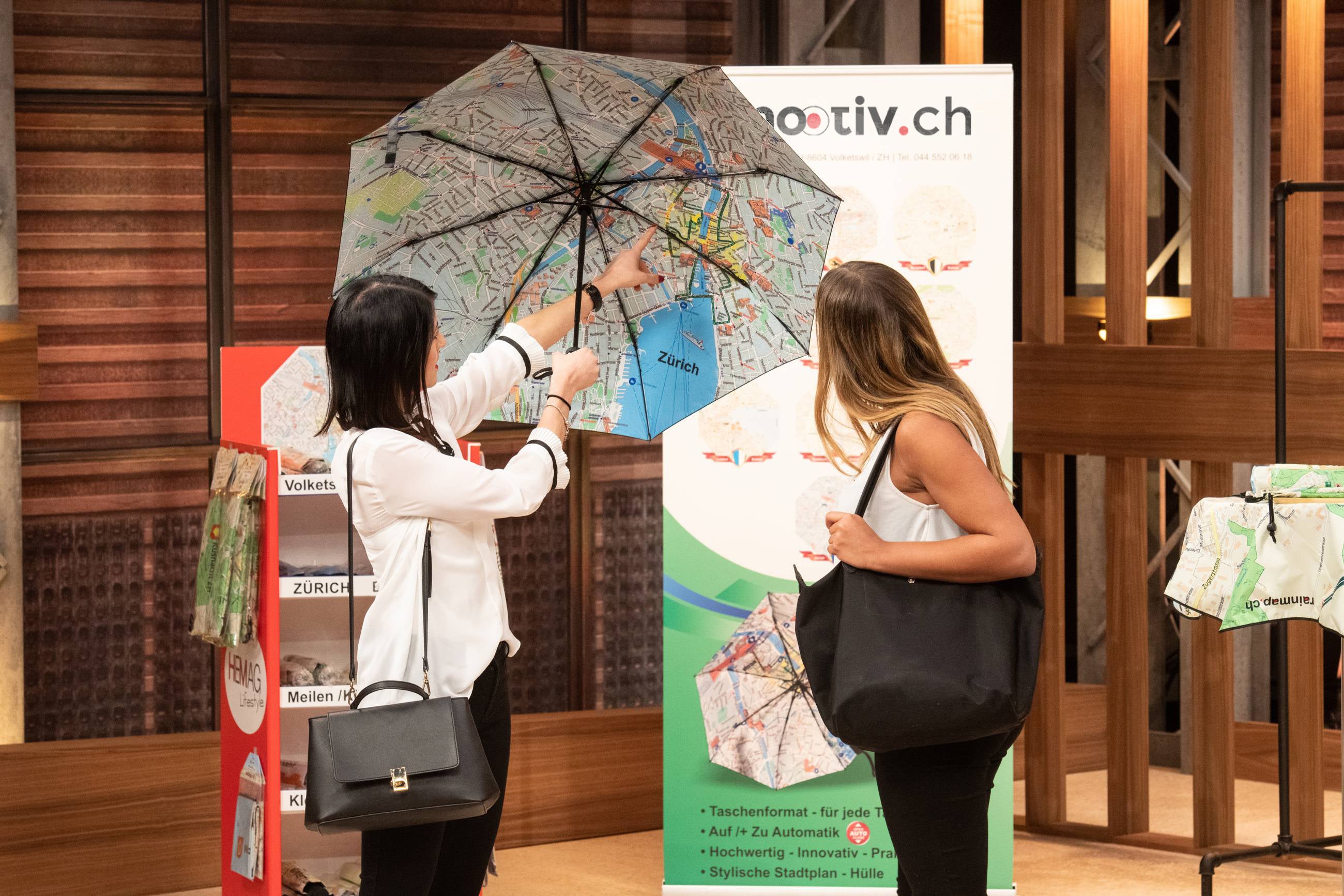 Regenschirm mit Stadtplan von Zürich – stilvoll & wetterfest